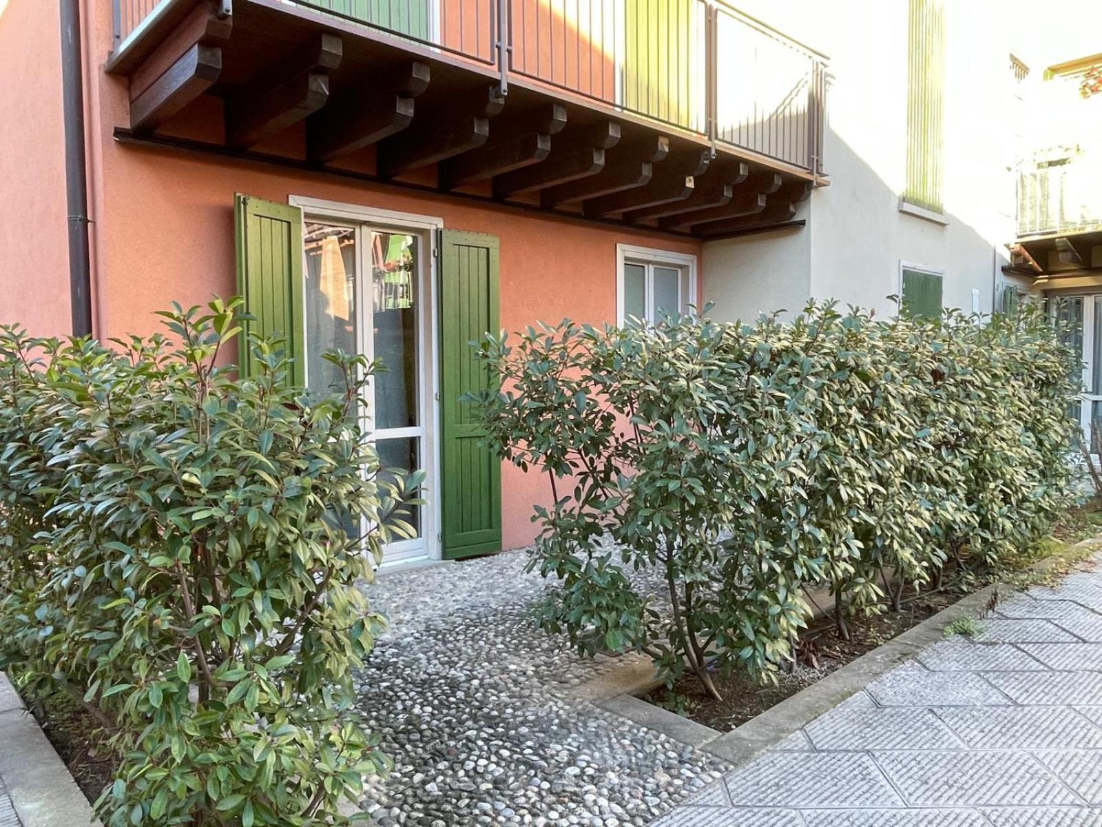 Dimora San Giulio Apartment Bonate Sotto Exterior photo